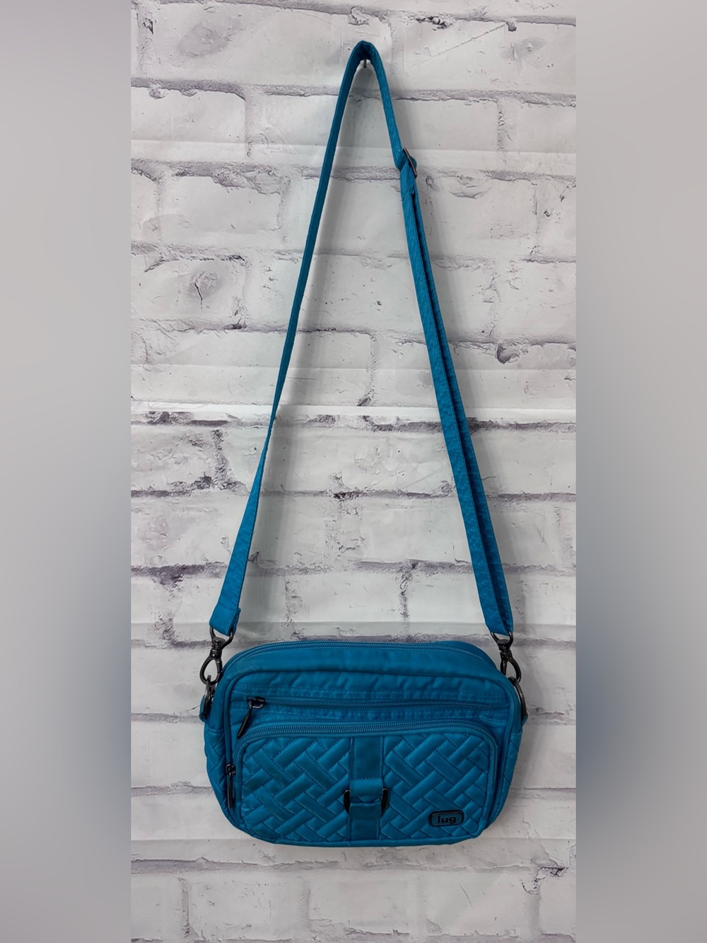 Lug Carousel Crossbody Bag Pockets Blue RFID Purse Travel Bag Resort‎ Vacation